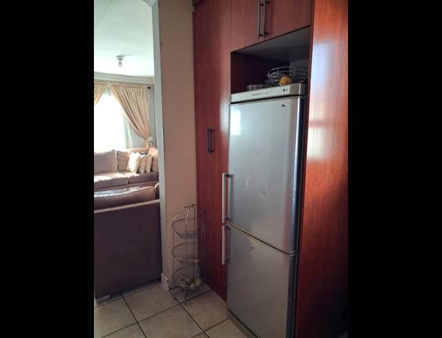 3 BEDROOM HOUSE FOR SALE IN FLEURHOF